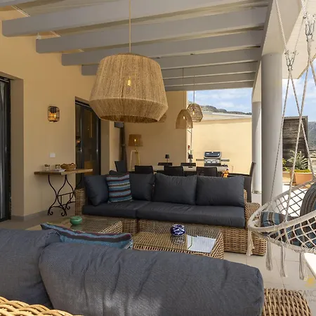 Pretty With Balcony Apartment
